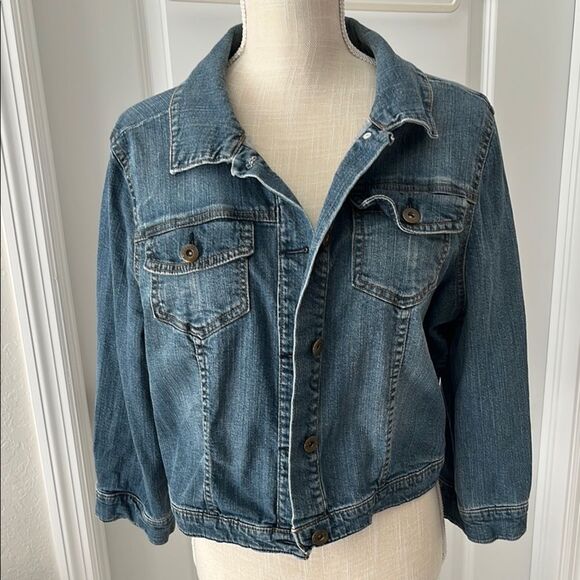 One World live and let live Classic Blue Denim Cropped Trucker Style Jacket - Picture 1 of 7